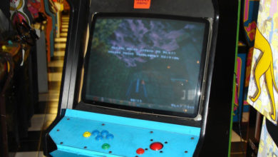 Фото - Энтузиасты взломали Quake для аркадных автоматов и запустили на ПК — спустя 22 года